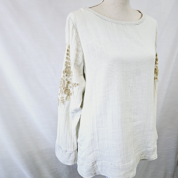 NWT Soft Surroundings Charlotte Embroidered Top Medium - Picture 5 of 11